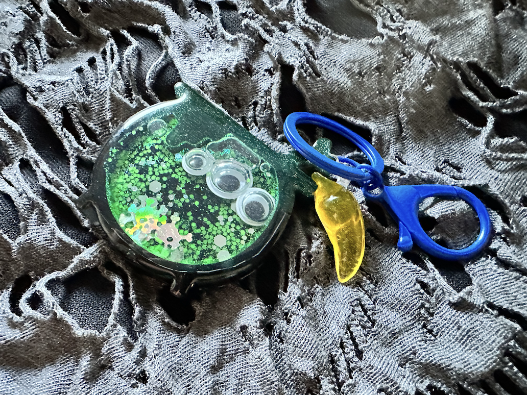 Witch Cauldron Shaker Keychain