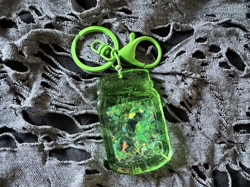 Ghost Terrarium Shaker Keychain