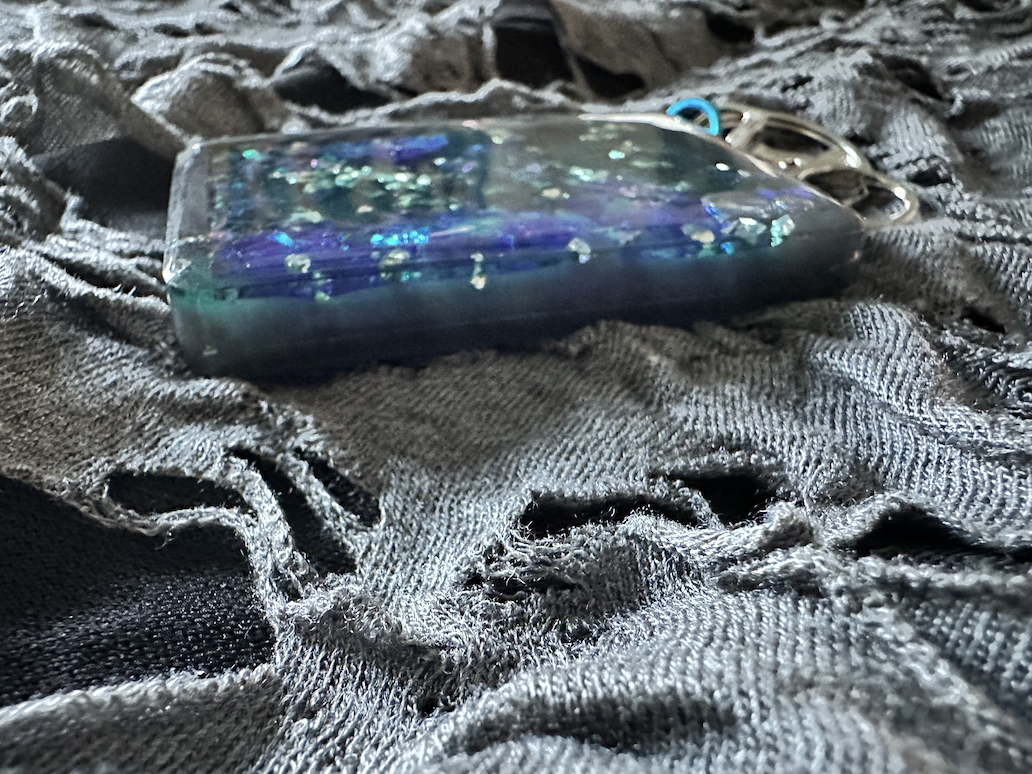 Spirit Board Shaker Keychain