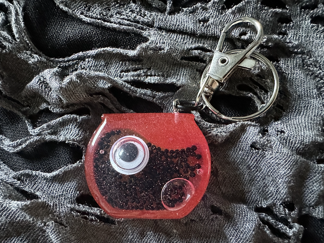 Eyeball Aquarium Shaker Keychain