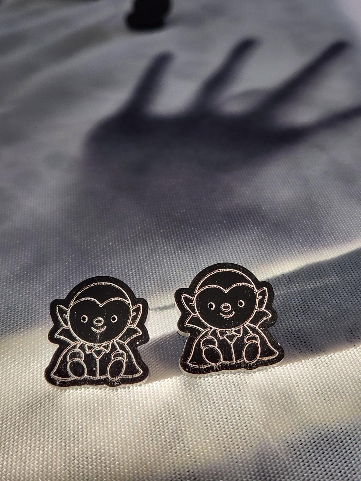 Sitting Drac Post Earrings